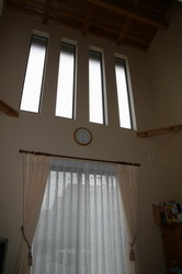 エコ住宅　吹き抜け